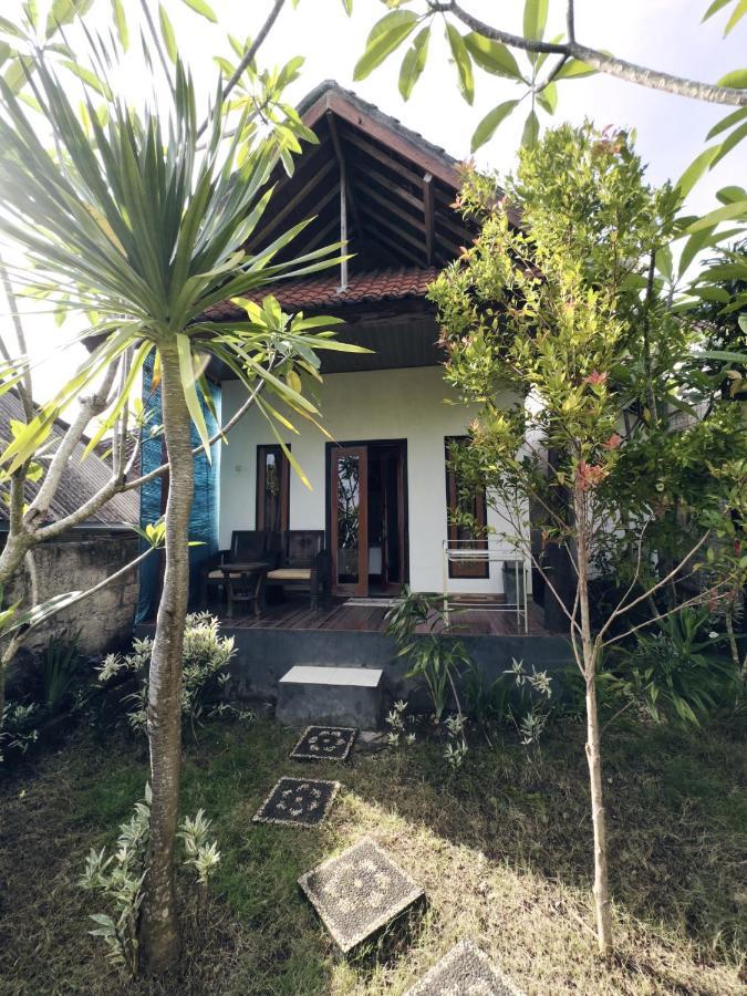Hotel The Banana House Sakti Esterno foto